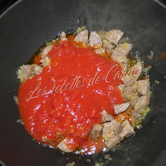 Spaghettis au ragout de saucisson de Lyon07