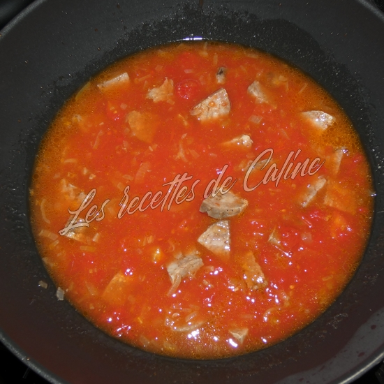 Spaghettis au ragout de saucisson de Lyon09