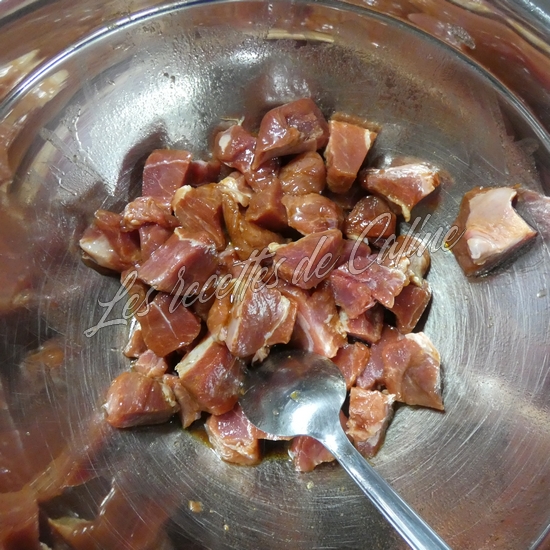 Brochettes de filet de porc sauce soja, semoule et légumes05