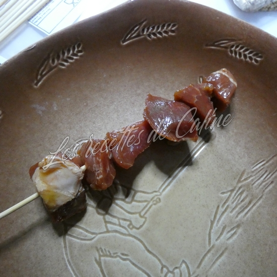 Brochettes de filet de porc sauce soja, semoule et légumes06