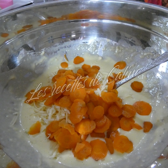 Mini cakes aux carottes et lardons11