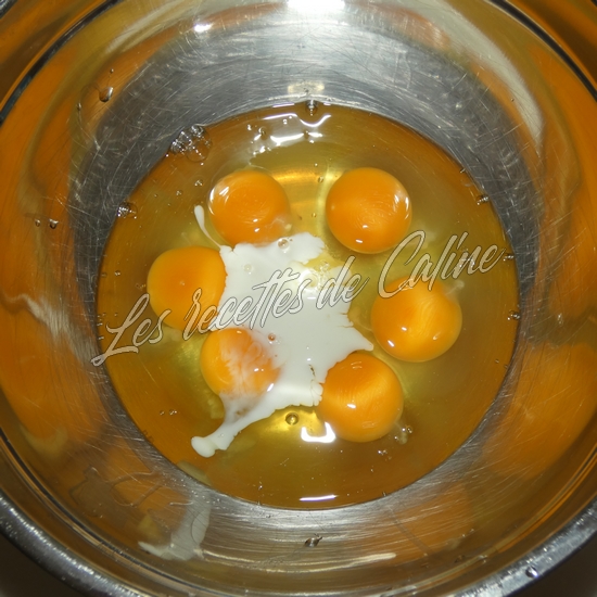 Omelette au coeur de camembert coulant06